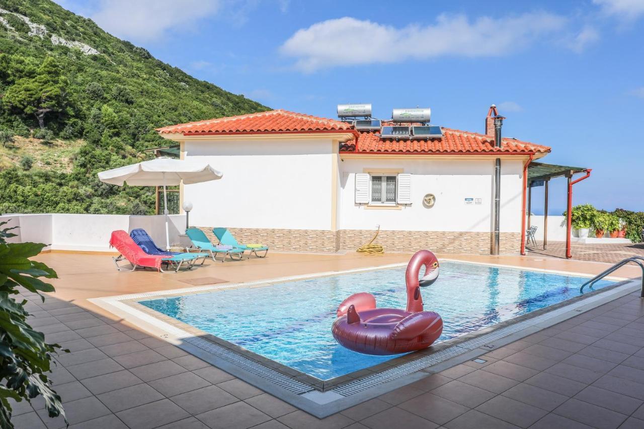 Villa Mitzelos Moni Evaggelistrias ภายนอก รูปภาพ