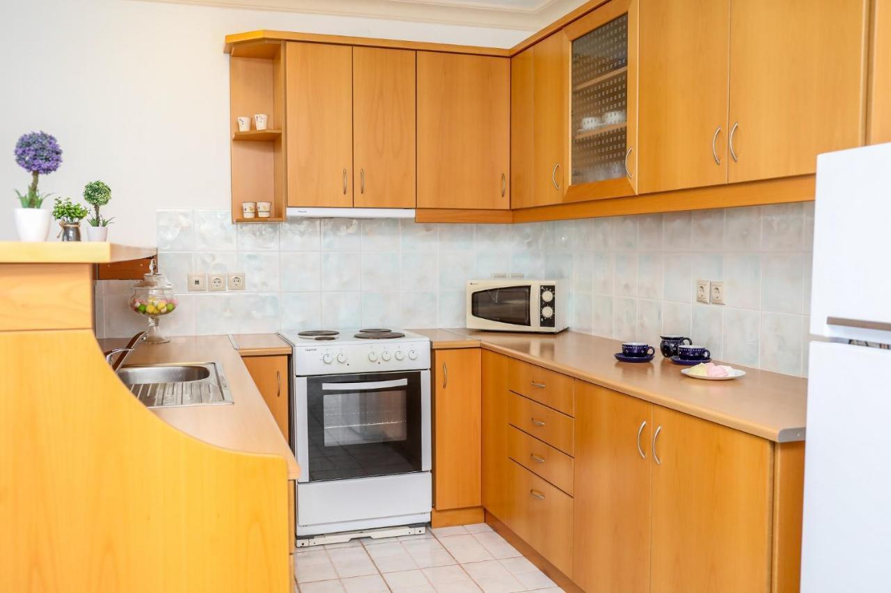 Villa Mitzelos Moni Evaggelistrias ภายนอก รูปภาพ