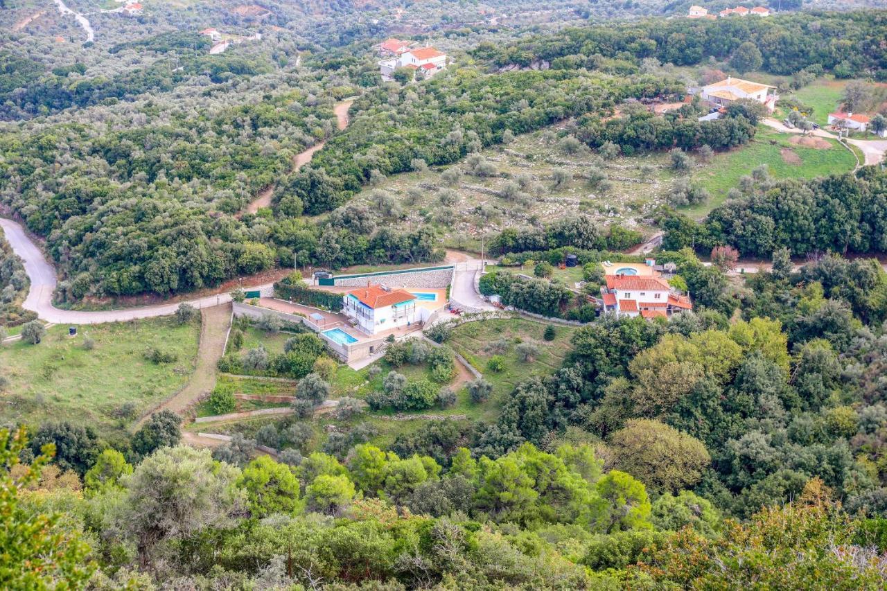 Villa Mitzelos Moni Evaggelistrias ภายนอก รูปภาพ