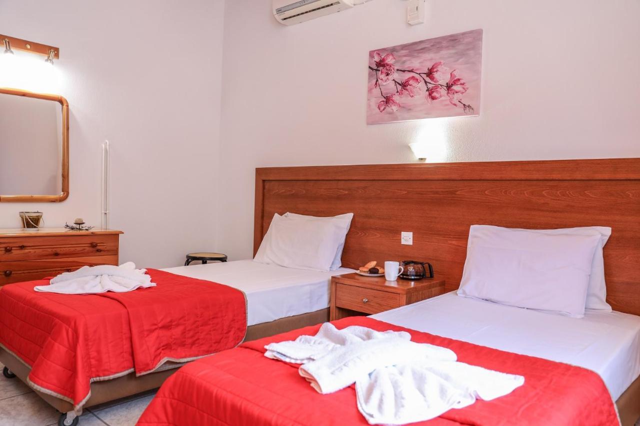 Villa Mitzelos Moni Evaggelistrias ภายนอก รูปภาพ